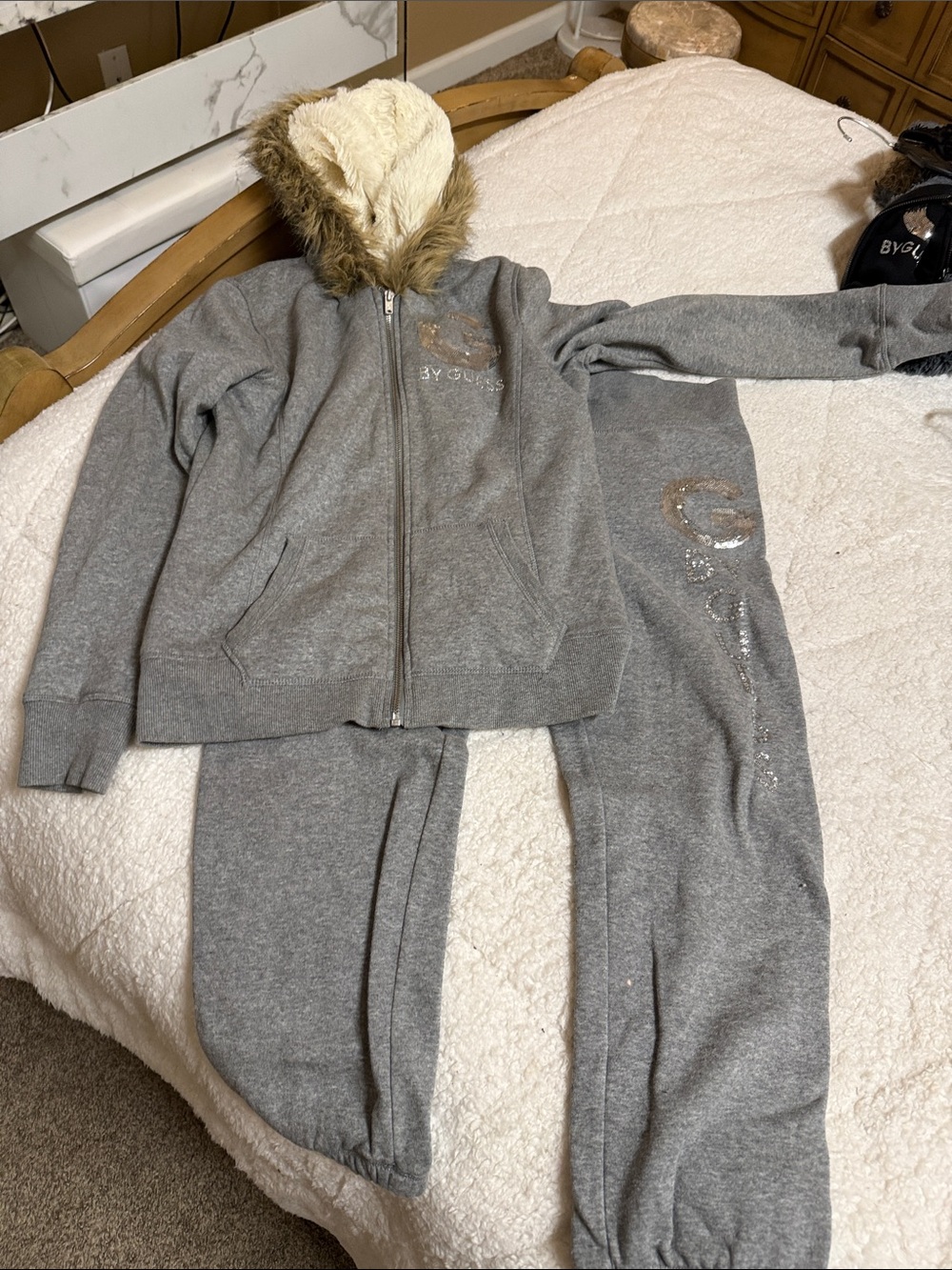Guess Gray Faux-Fur Lined Zip Hoodie & Jogger Set